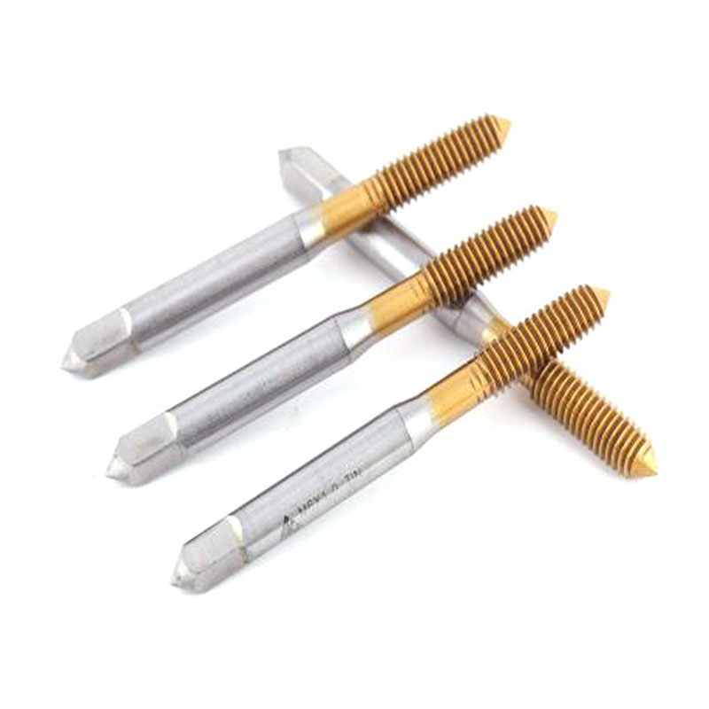 Was sind die häufigsten Einsatzmöglichkeiten für Spiralgewindebohrer im Automobilbau?